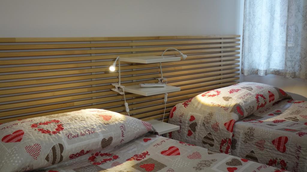 Eleonora'S Apartment Рим Екстер'єр фото